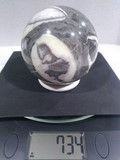 sphère marbre veiné